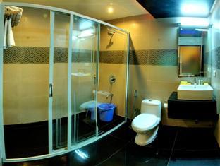 Hotel Sitara Grand Hyderabad Exteriör bild